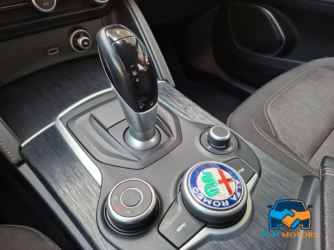 Alfa Romeo Stelvio 2.2 t Super Q4 190cv cinghia nuova