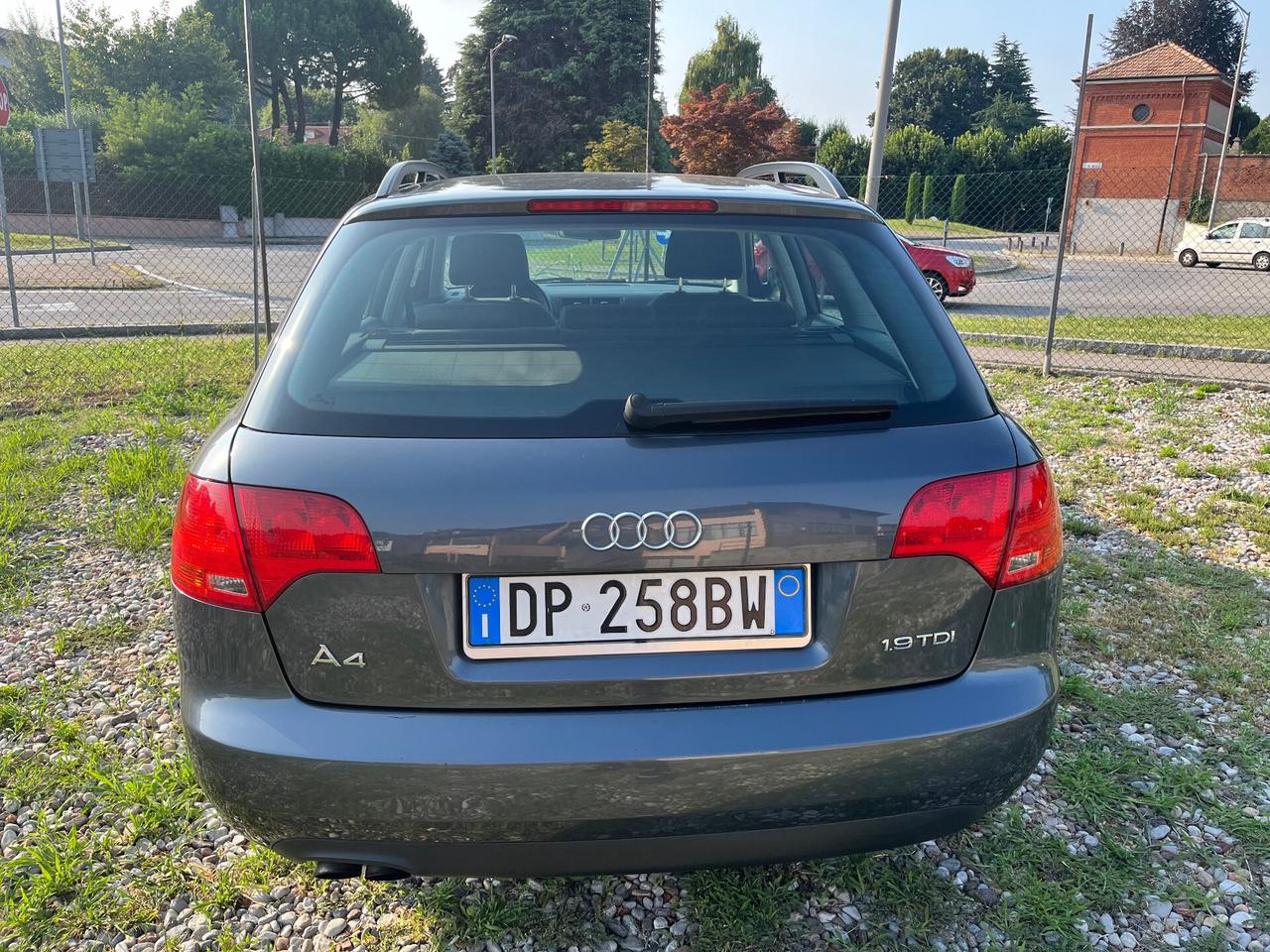 Audi A4 1.9 TDI 2008 - Si Permuta