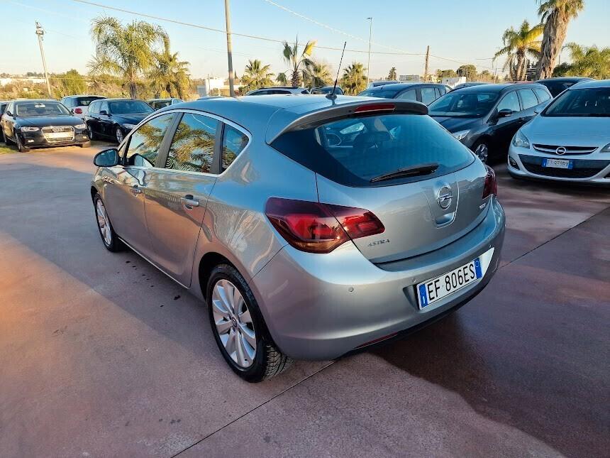 Opel Astra 1.7 CDTI 110CV 5 porte Cosmo