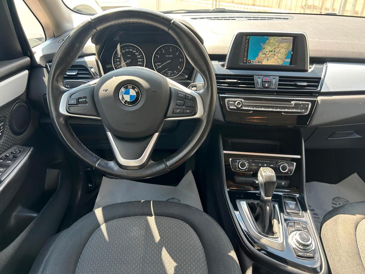 Bmw 2er Active Tourer 218d Advantage