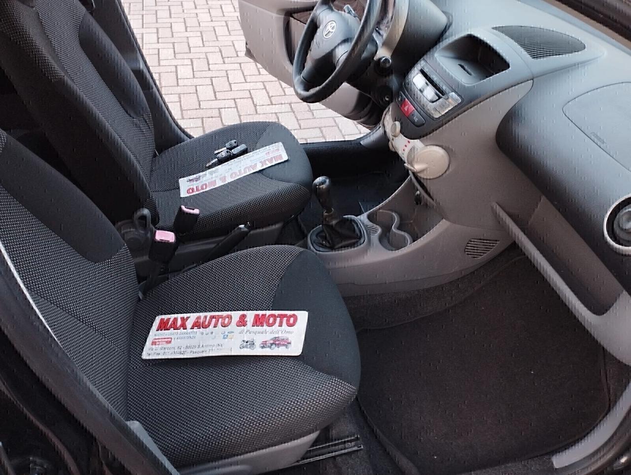 Toyota Aygo 1.0 CLIMATIZZATA 79 MILA KM!