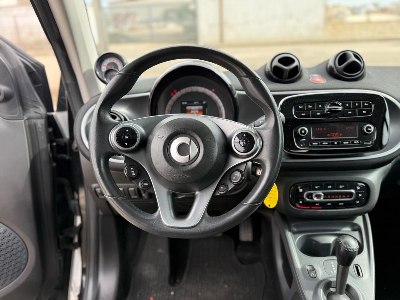 Smart ForTwo 70 1.0 twinamic Youngster