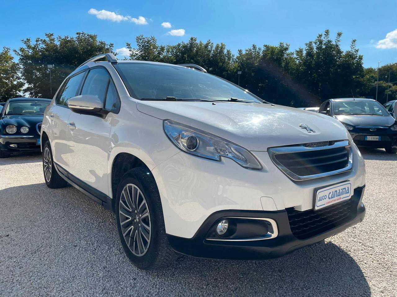Peugeot 2008 1.2 B - 2015