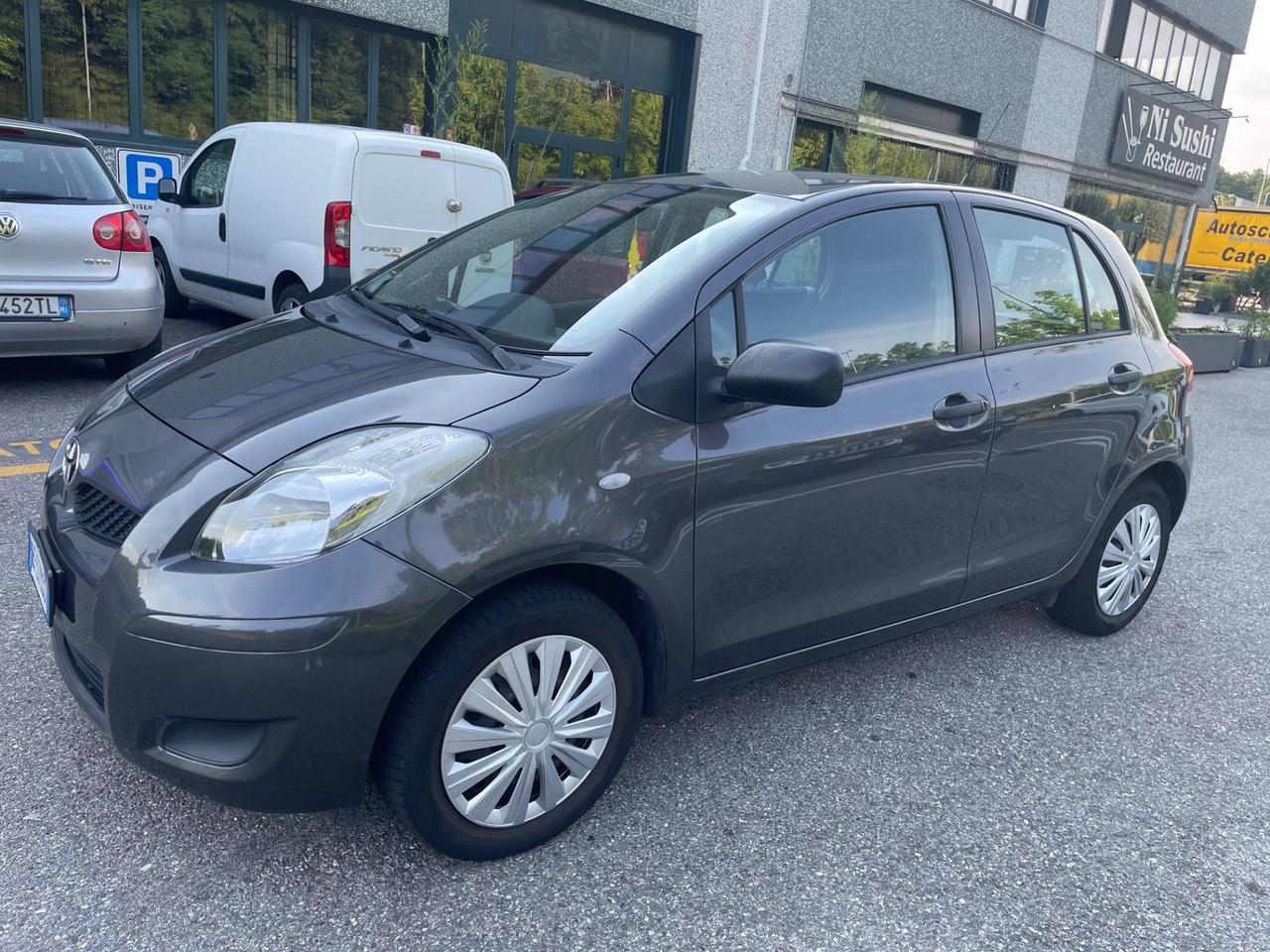 Toyota Yaris 1.0 5 porte *Solo 85000km*Neopatentati*