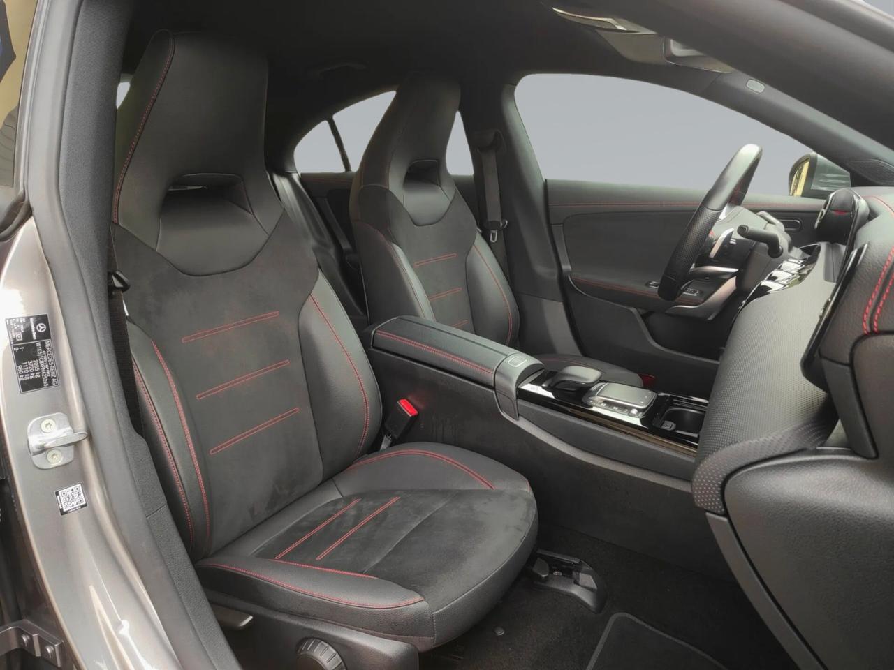 Mercedes-benz CLA 200 Coupe Amg auto. tagliandi Mercedes!