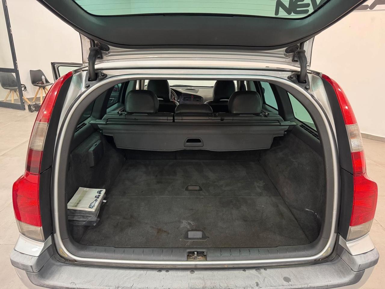 Volvo V70/XC70 XC70 2.4 D5 20V cat aut. AWD Optima
