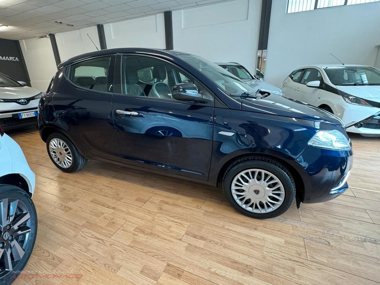 Lancia Ypsilon 1.2 Gold 69CV 2017