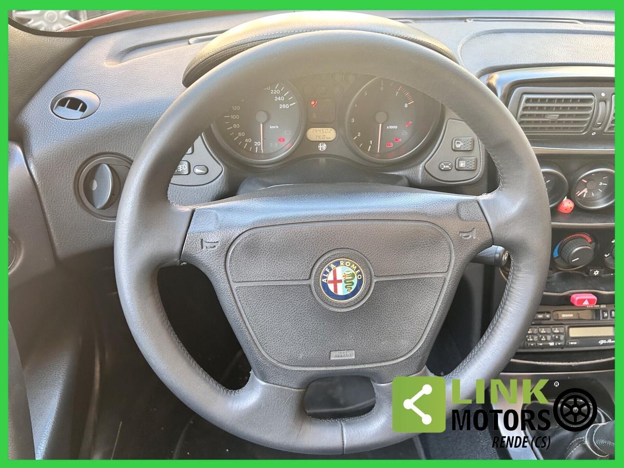 Alfa Romeo Spider 2.0i 16V Twin Spark cat 04/1995