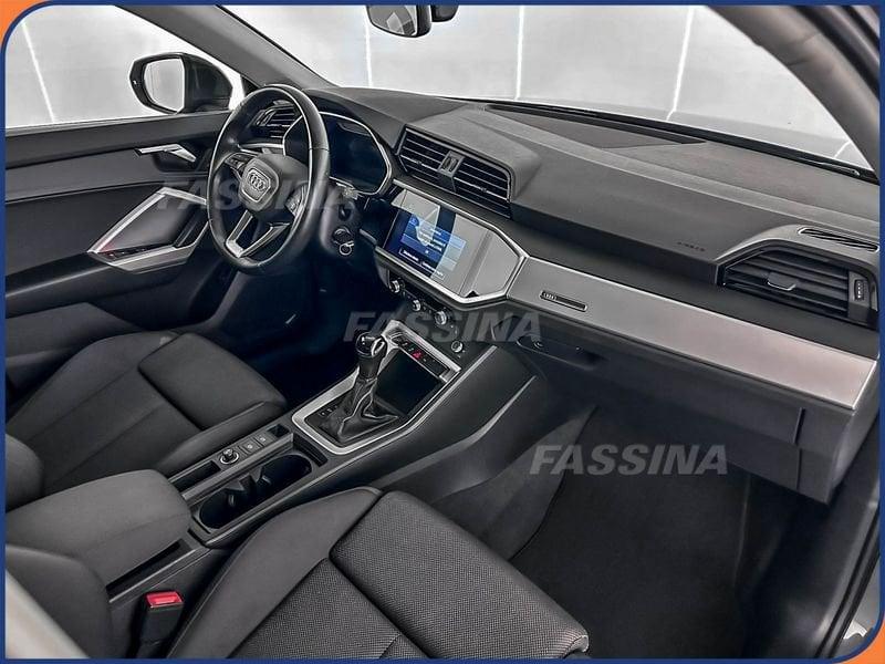 Audi Q3 Sportback 1.5 Sportback 35 tfsi mhev s-tronic