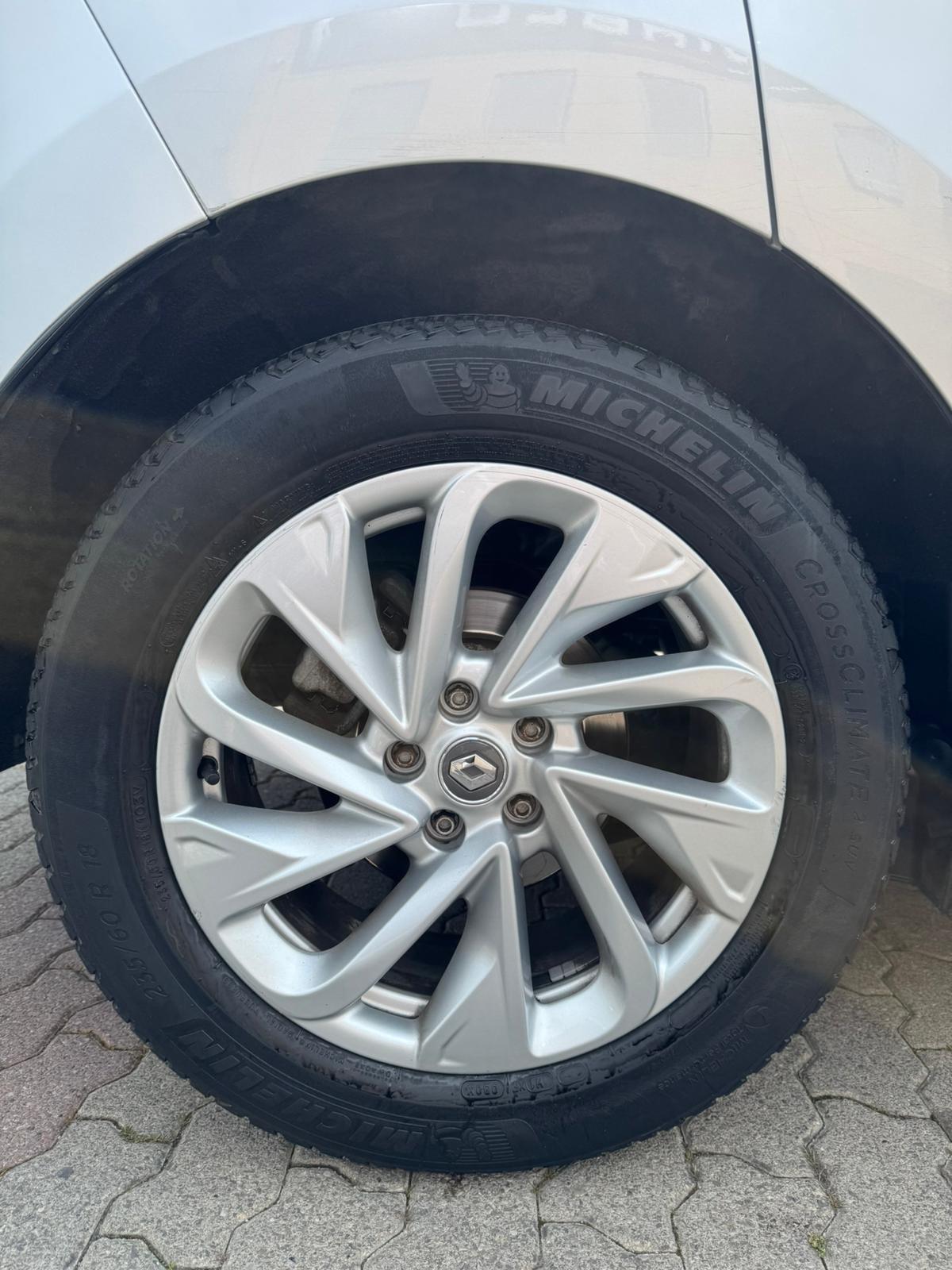 Renault Espace dCi 160CV EDC Energy Initiale Paris 4Control