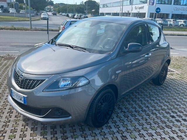 Lancia Ypsilon 1.0 FireFly 5 porte S&S Hybrid Ecochic Silver PREZZO PROMO