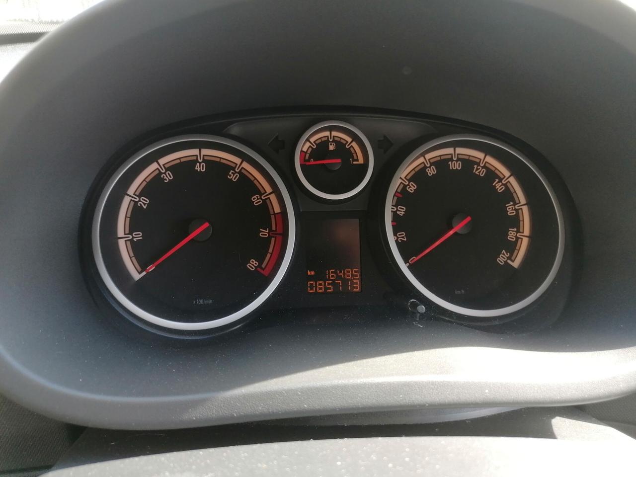 Opel Corsa 1.0 12V 5 porte Edition