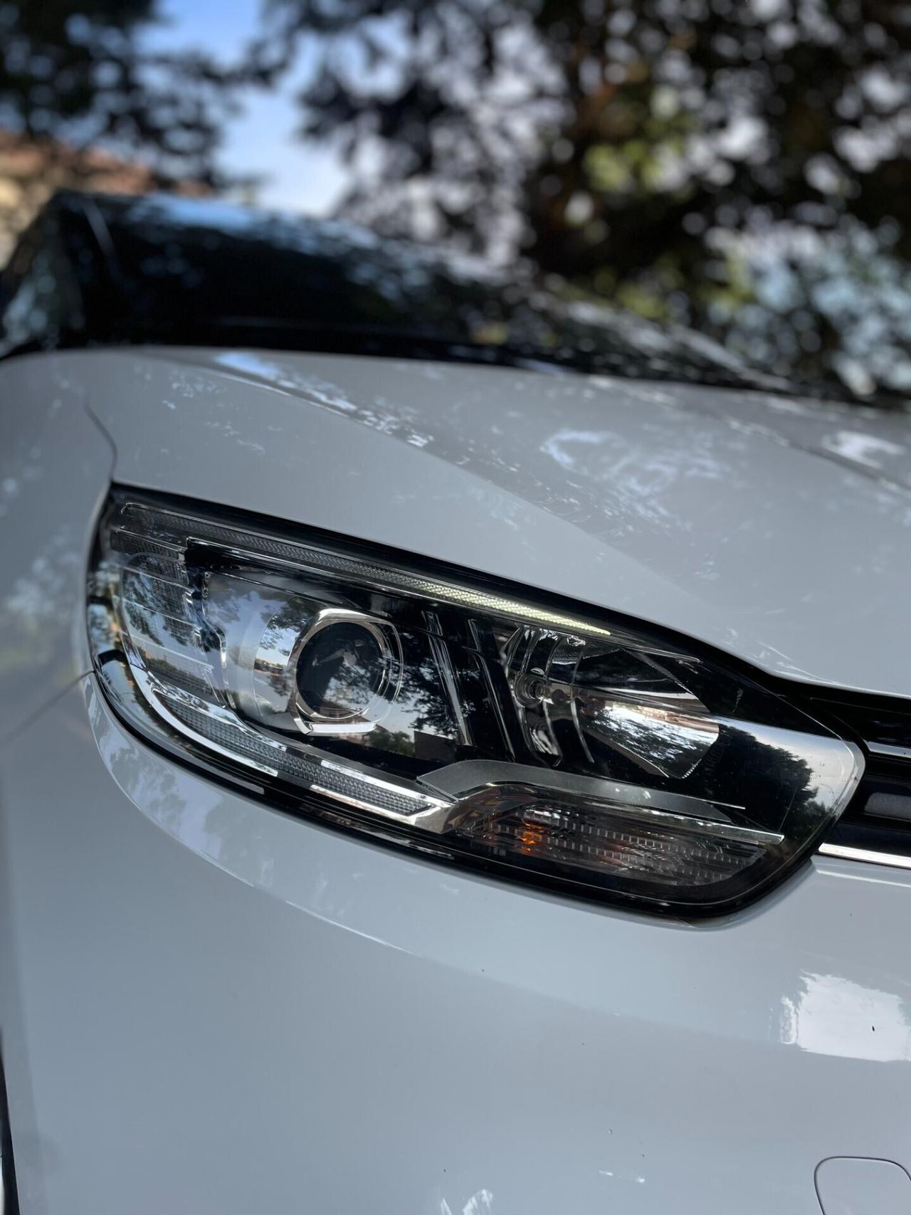 Renault Scenic dCi 8V 110 CV EDC Intens