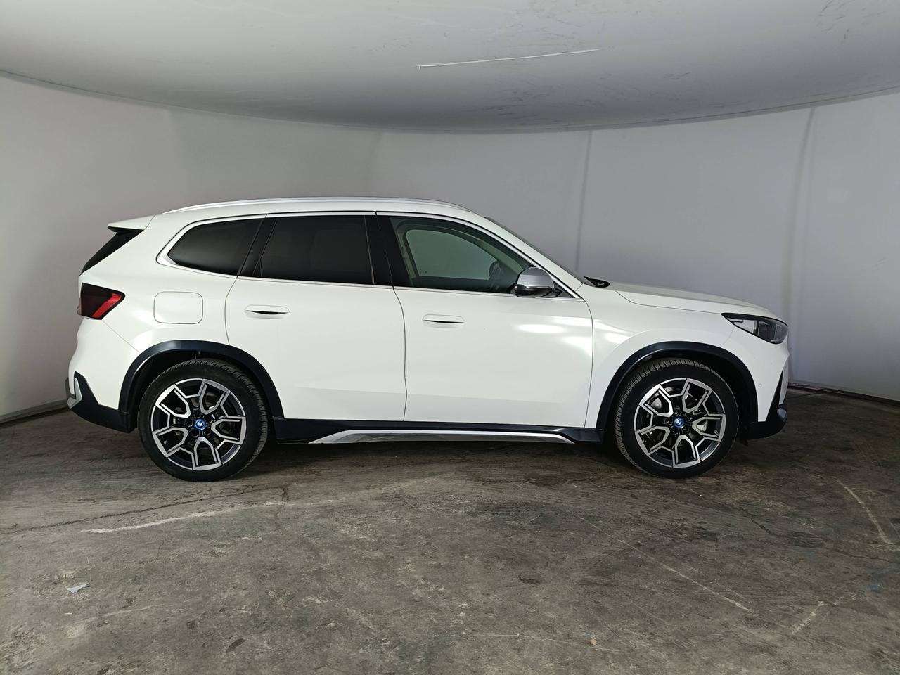 BMW X1 U11 - iX1 xdrive 30 X-Line