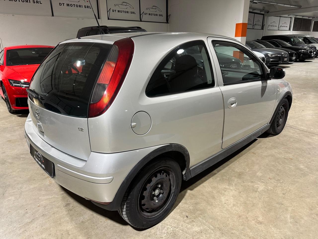 Opel Corsa 1.2i 16V cat 3 porte Club