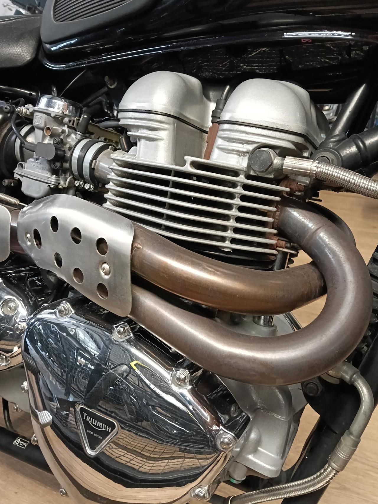 Triumph Bonneville T100 - 2004