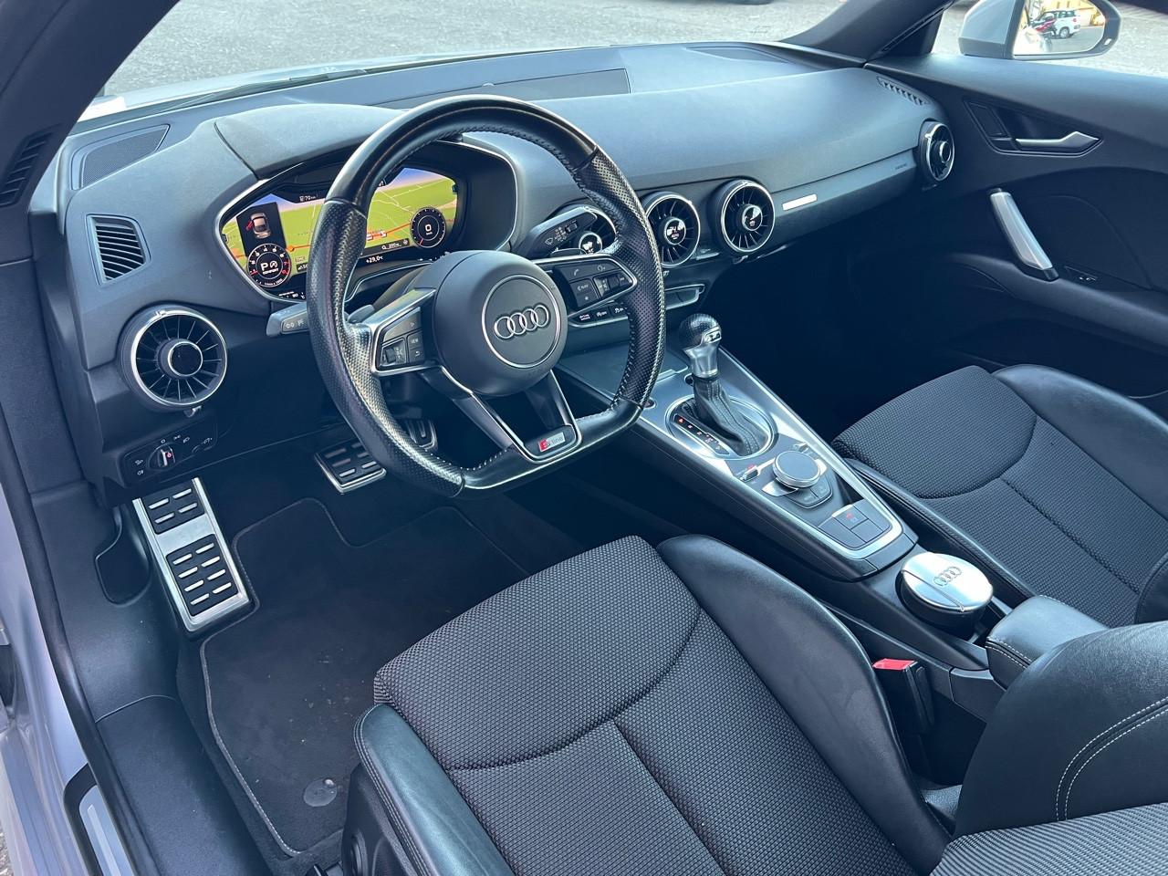 Audi TT 1.8 tfsi S line Sline s-tronic