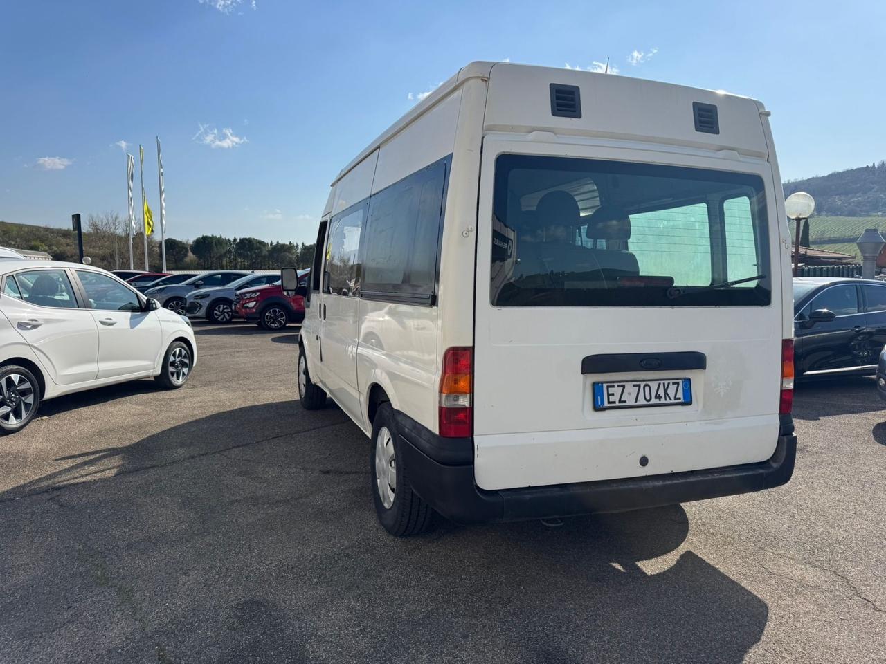 Ford transit autobus 9 posti