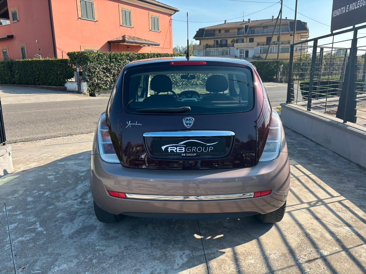 Lancia Ypsilon 1.4 Platino Ecochic GPL