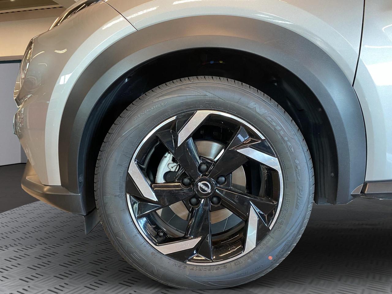 Nissan Juke 1.6 hev N-Connecta