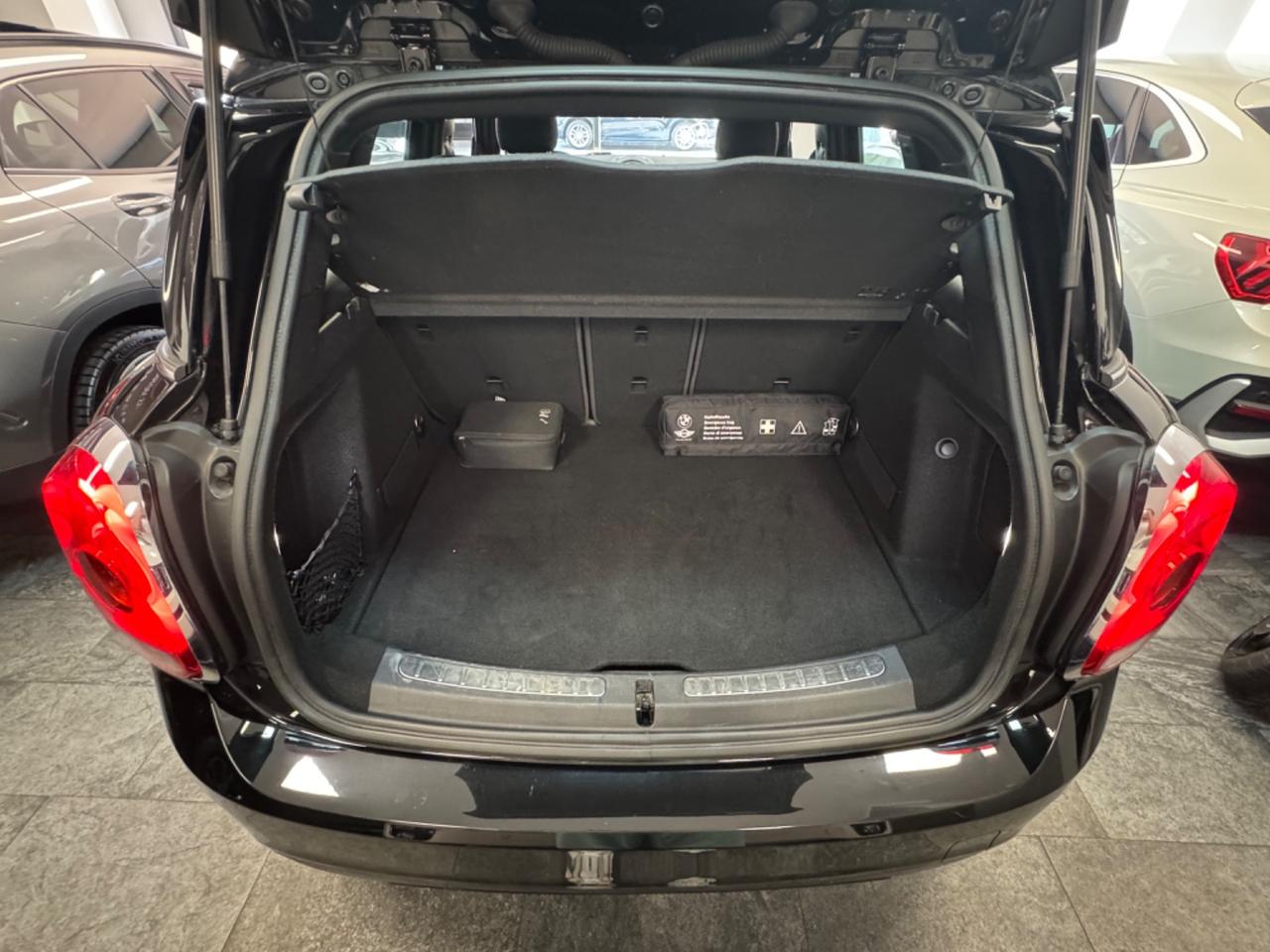 Mini Cooper Countryman 1.5 116 Cv One D Neopatentati