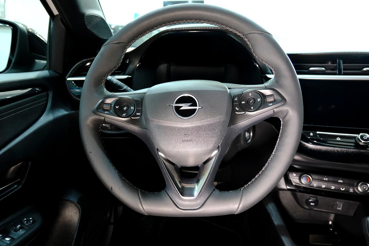 Opel Corsa 1.2 TURBO 100cv GS Line