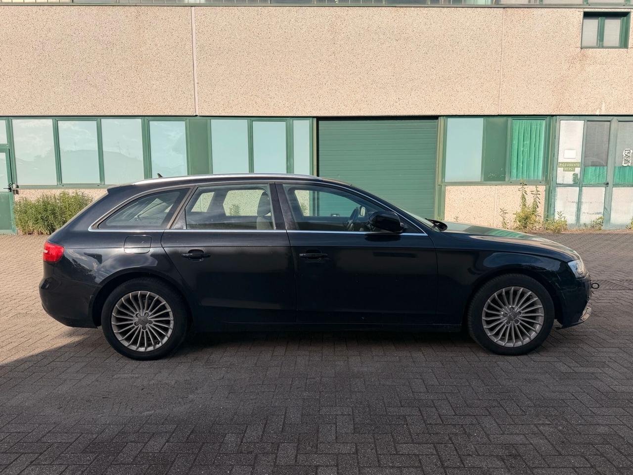 Audi A4 Avant 2.0 TDI 143CV F.AP.