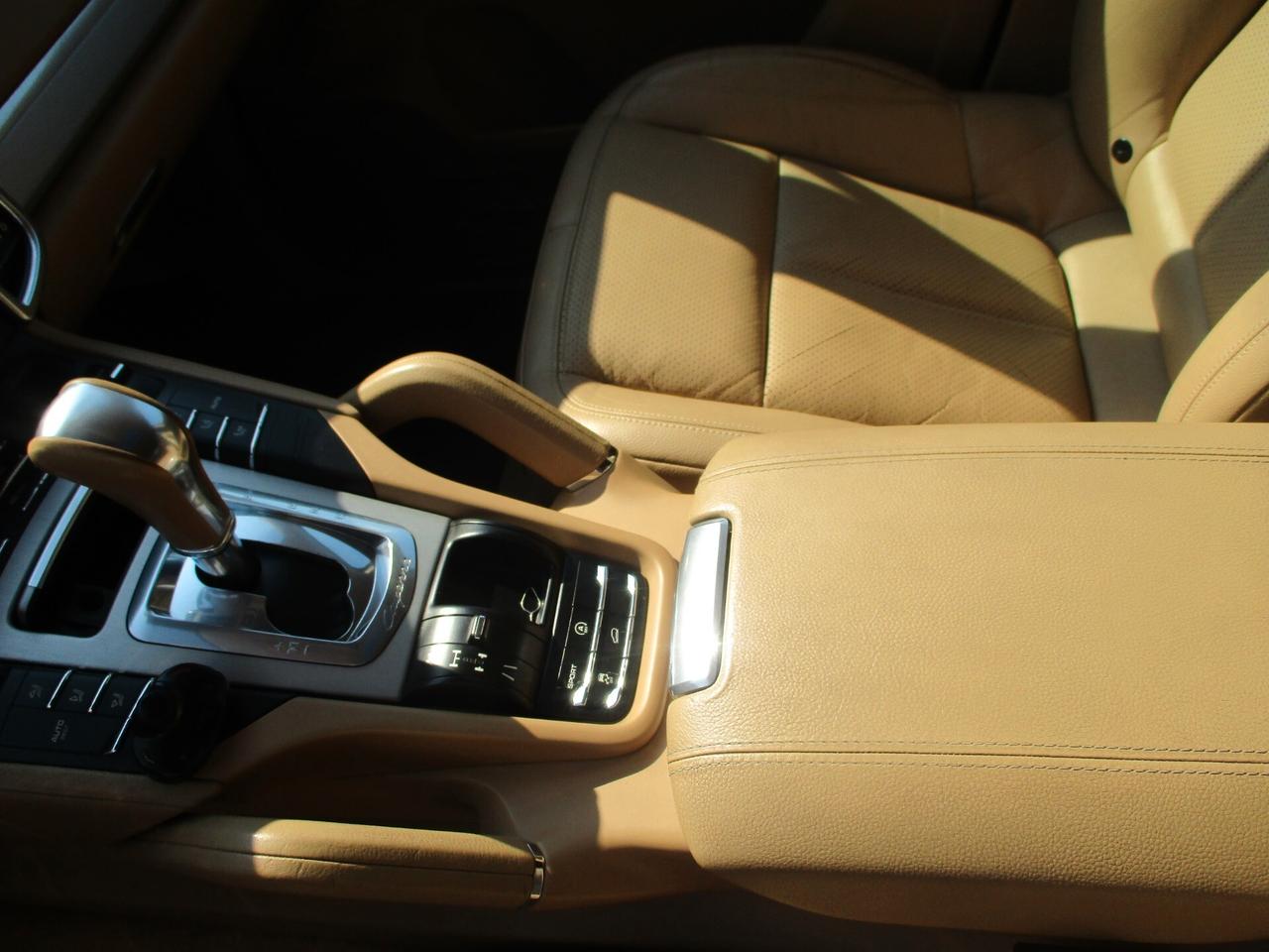 Porsche Cayenne CAYENNE 3000 V6 TDI E5 PELLE/NAVI/TETTO/PDC/XENON