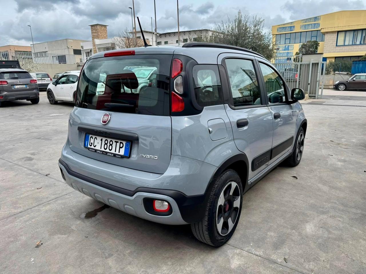 Fiat Panda 1.0 FireFly S&S Hybrid City Cross