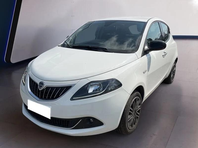 Lancia Ypsilon 1.0 hybrid Gold s&s 70cv
