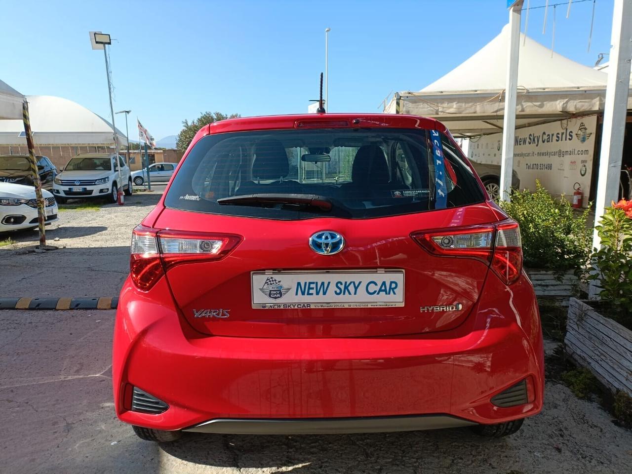 Toyota Yaris 1.5 Hybrid 5 porte Cool NEOPATENTATI
