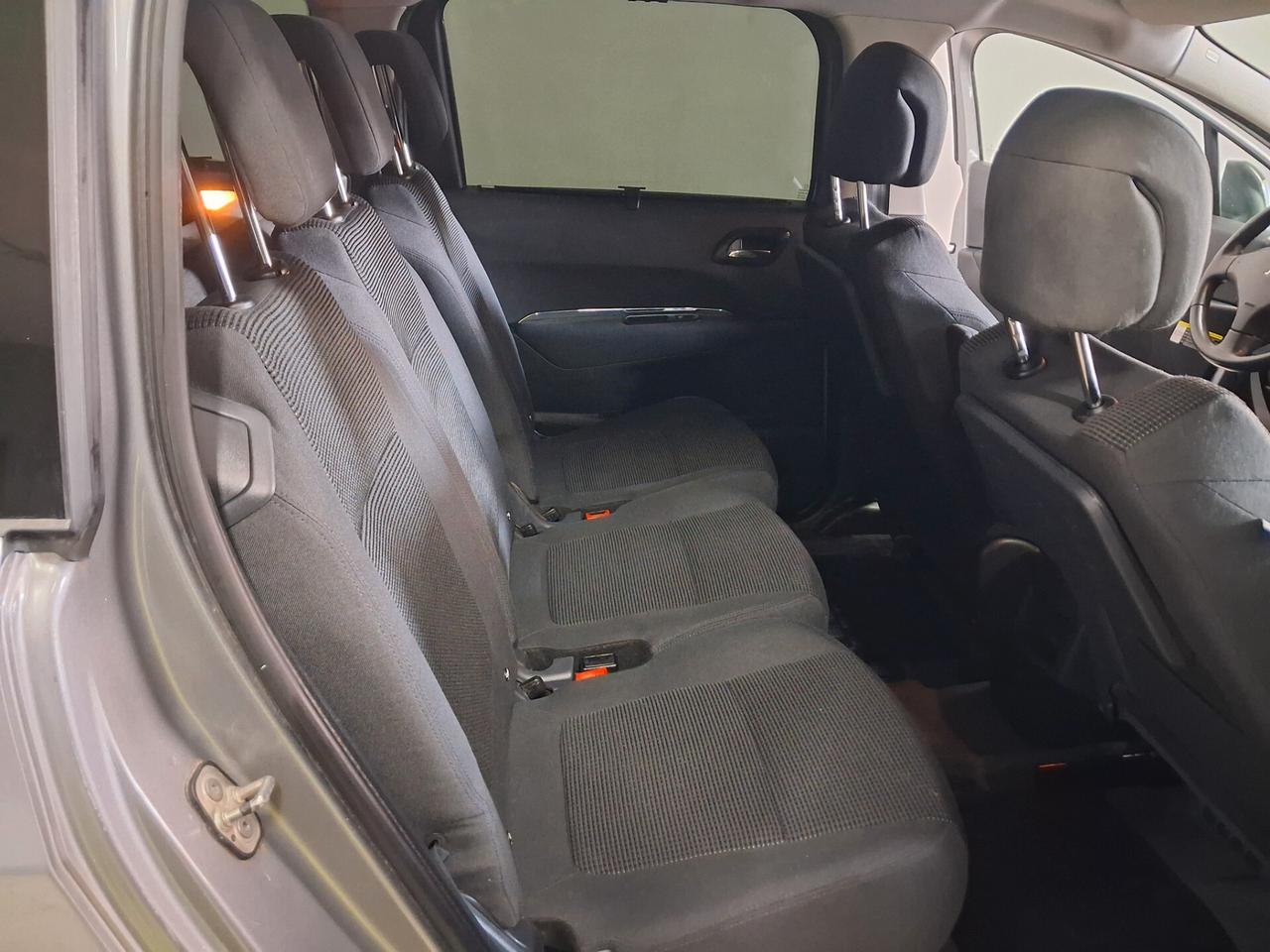 Peugeot 5008 1.6 hdi unico prop 7 posti 2015