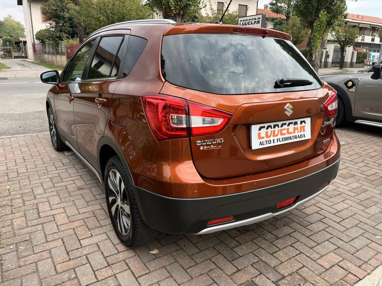 Suzuki S-Cross 1.6 DDiS Start&Stop 4WD All Grip DCT Star View