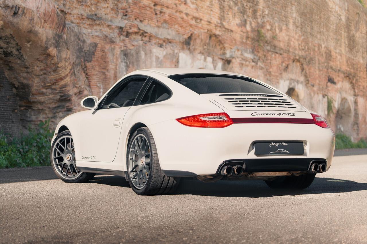 Porsche 911 Carrera 4 GTS Coupé MANUALE UNICA