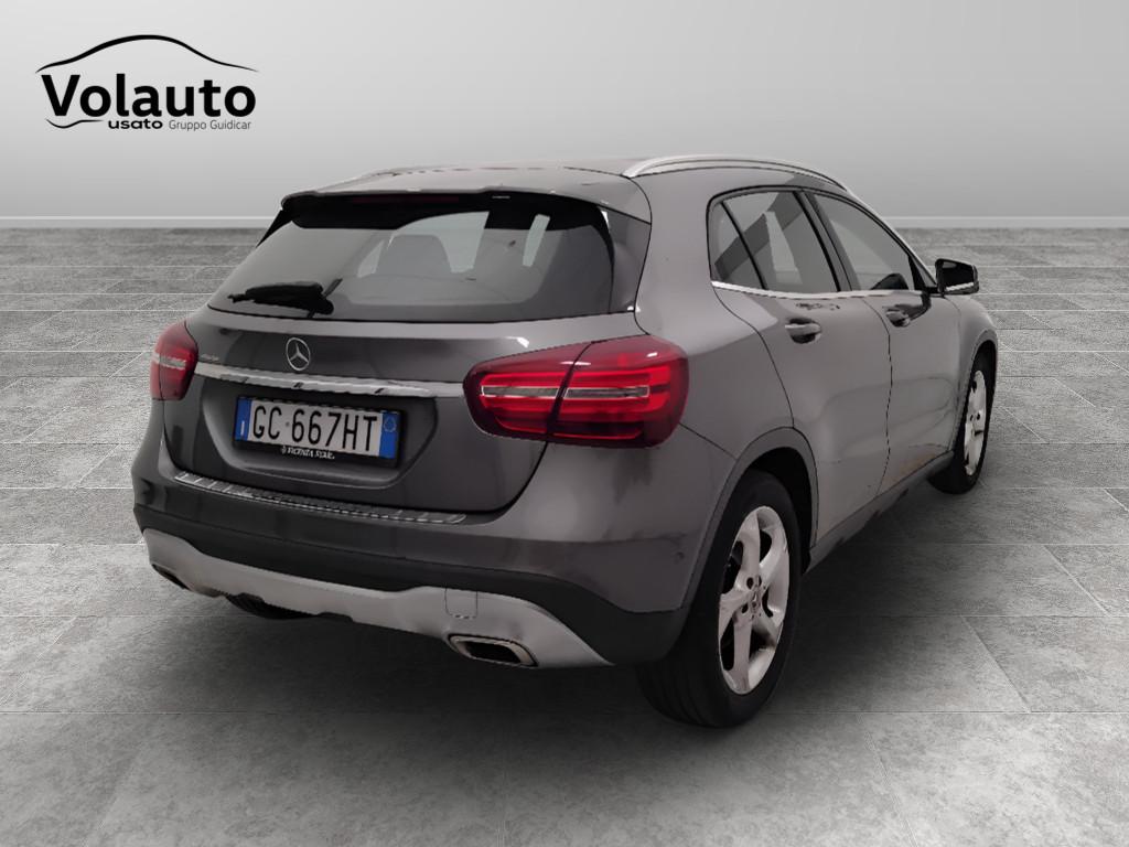 Mercedes-Benz GLA-X156 2017 - GLA 200 Sport auto