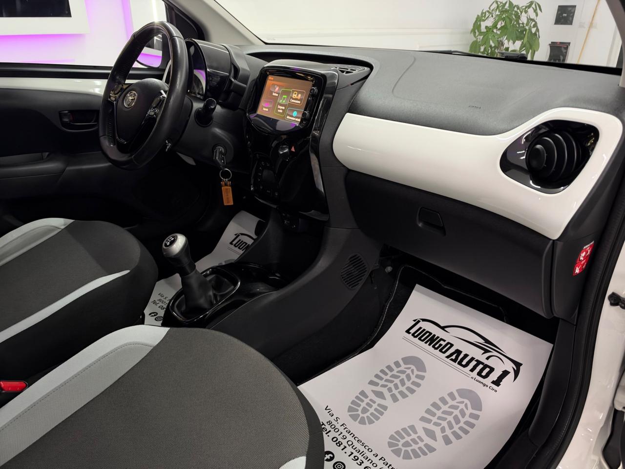 Toyota Aygo 1.0 69CV x-clusiv Full Opt Car-Play