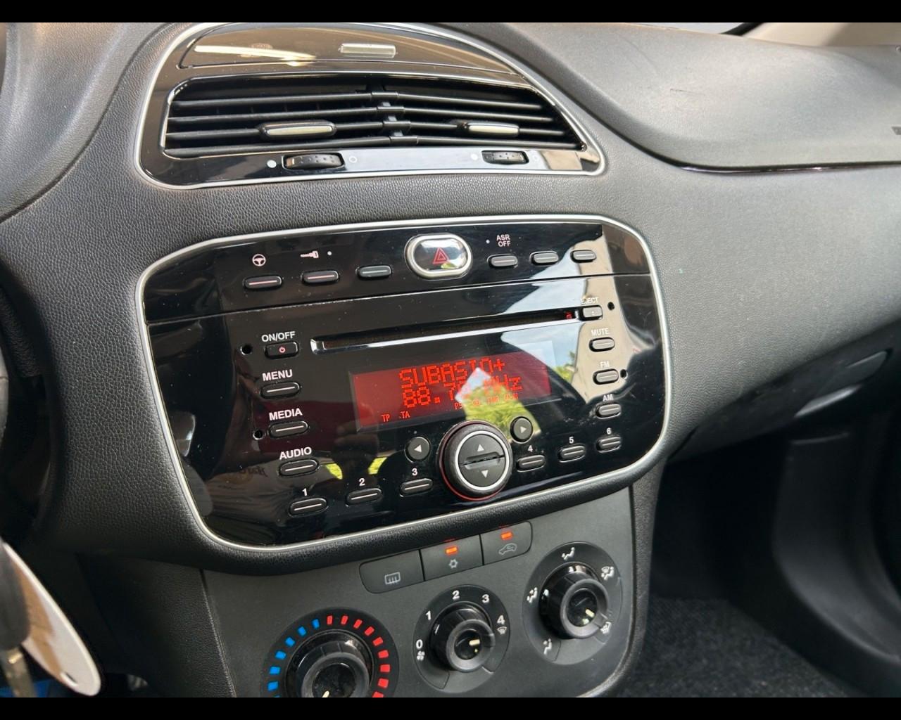 FIAT Punto III 2012 - punto 1.2 Lounge 5p E6
