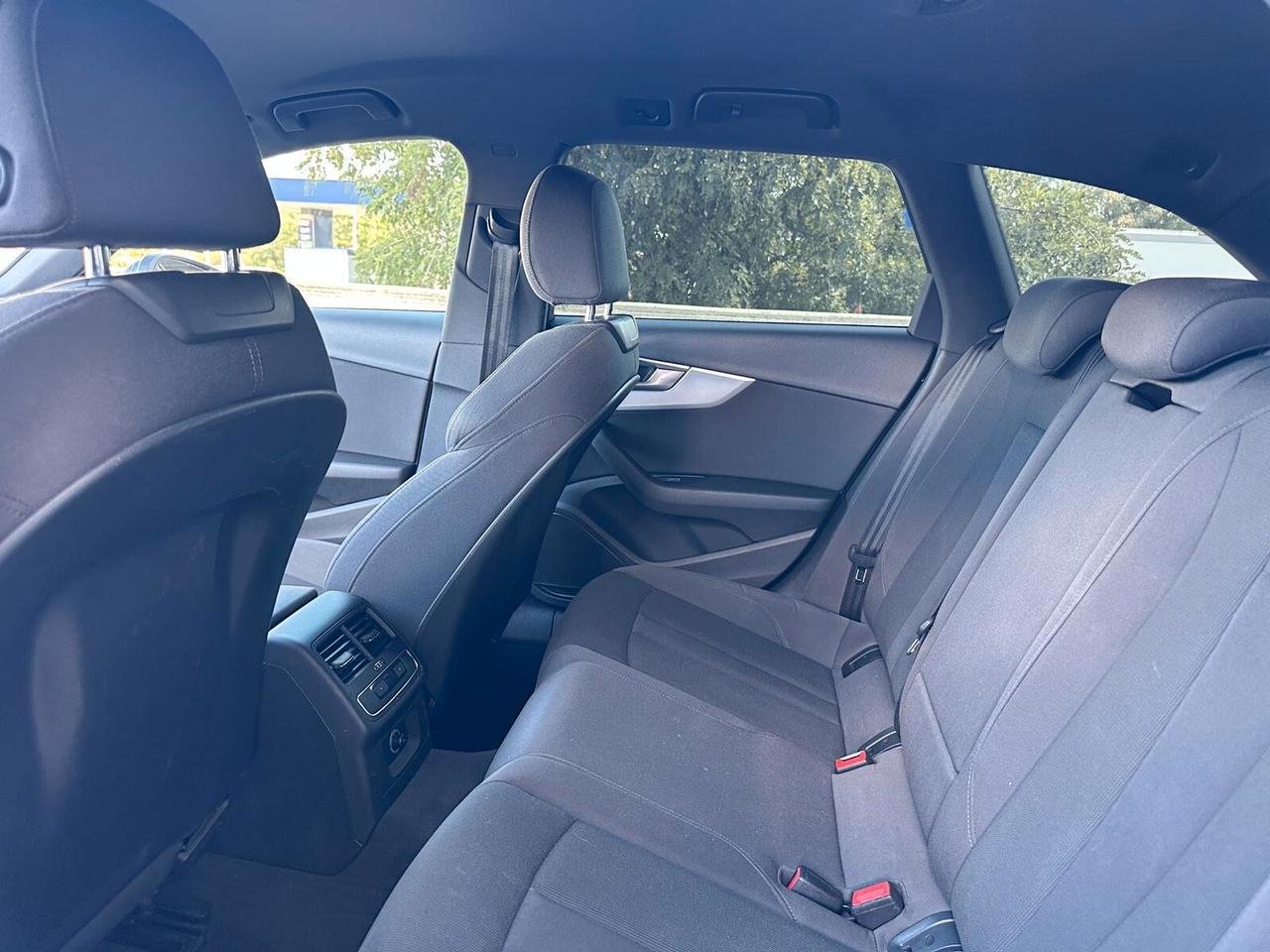 Audi A4 Avant 2.0 TDI 190 CV ultra S tronic Business#AUTO#LED#NAVI