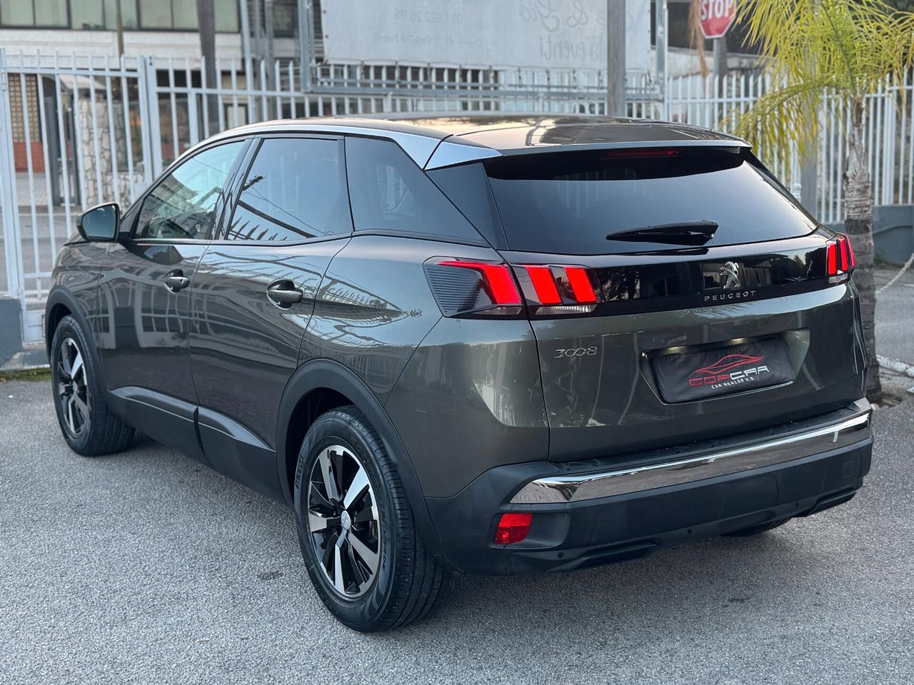 Peugeot 3008 BlueHDi 130 S&S EAT8 Business 2019