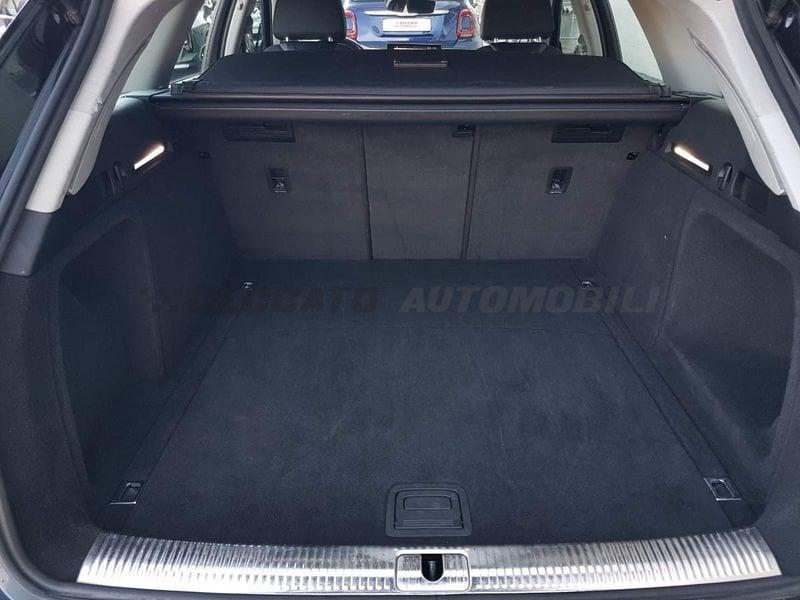 Audi A4 A4 Avant 30 2.0 tdi mhev Business Advanced 136cv s-tronic