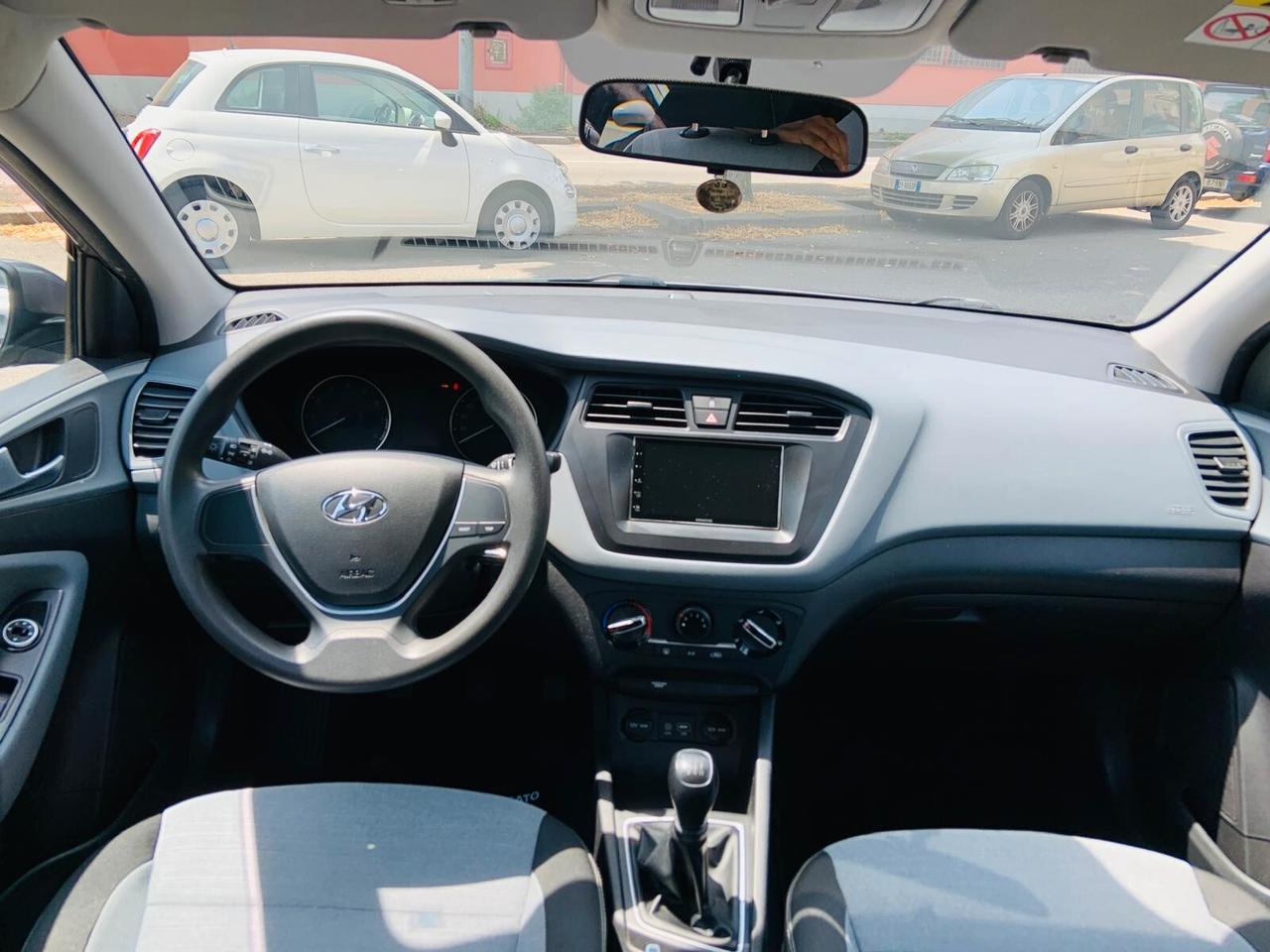 Hyundai i20 1.2 84 CV 5 porte Classic