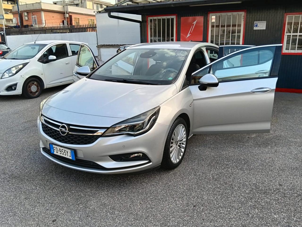 Opel Astra 1.0 Turbo ecoFLEX Start&Stop 5 porte Innovation