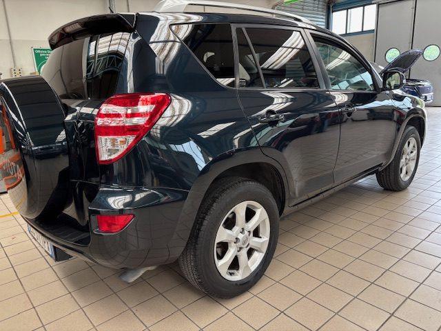 TOYOTA RAV 4 MY23 RAV4 2.2 D-Cat A/T 150 CV Executive PERFETTO