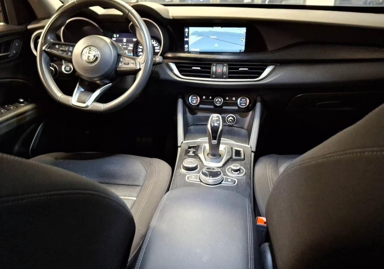 Alfa Stelvio 2.2 Turbodiesel 190 CV AT8 Q4 Business