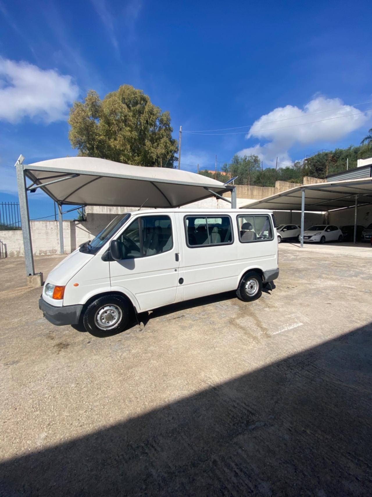 Ford Transit/Tourneo Transit 100 2.5 D