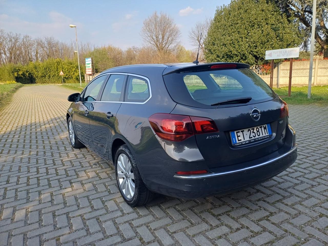 Opel Astra 1.7 CDTI 110CV Sports Tourer Cosmo