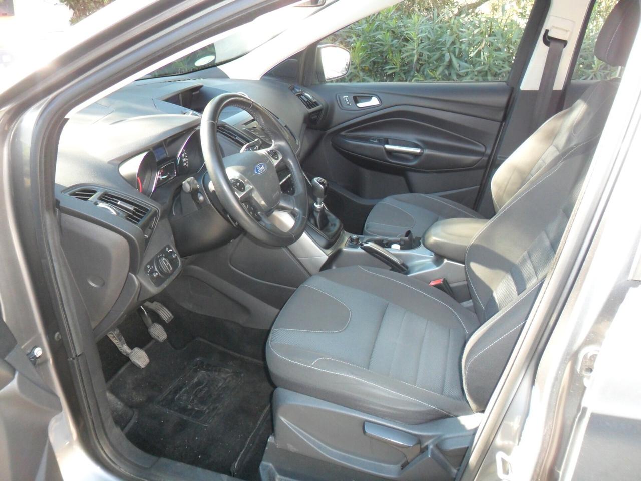 Ford Kuga 2.0 TDCi 140 CV 2WD Titanium DPF
