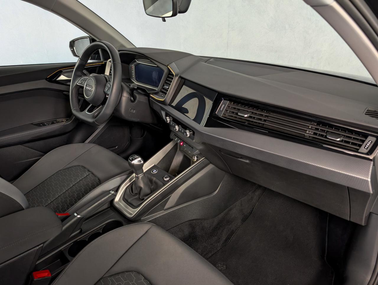 Audi A1 30 TFSI 116cv Adrenalin Black Edition S line