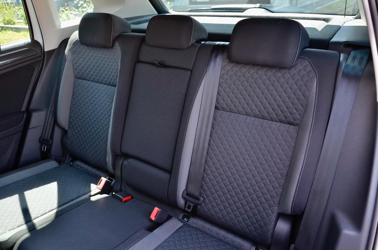 VOLKSWAGEN TIGUAN 1.5 TSI R-LINE 131cv MANUALE, DI FATTO UNICO PROPRIETARIO, EURO 6D, UFF ITALIANA, RETROCAMERA, FARI LED, PERMUTE