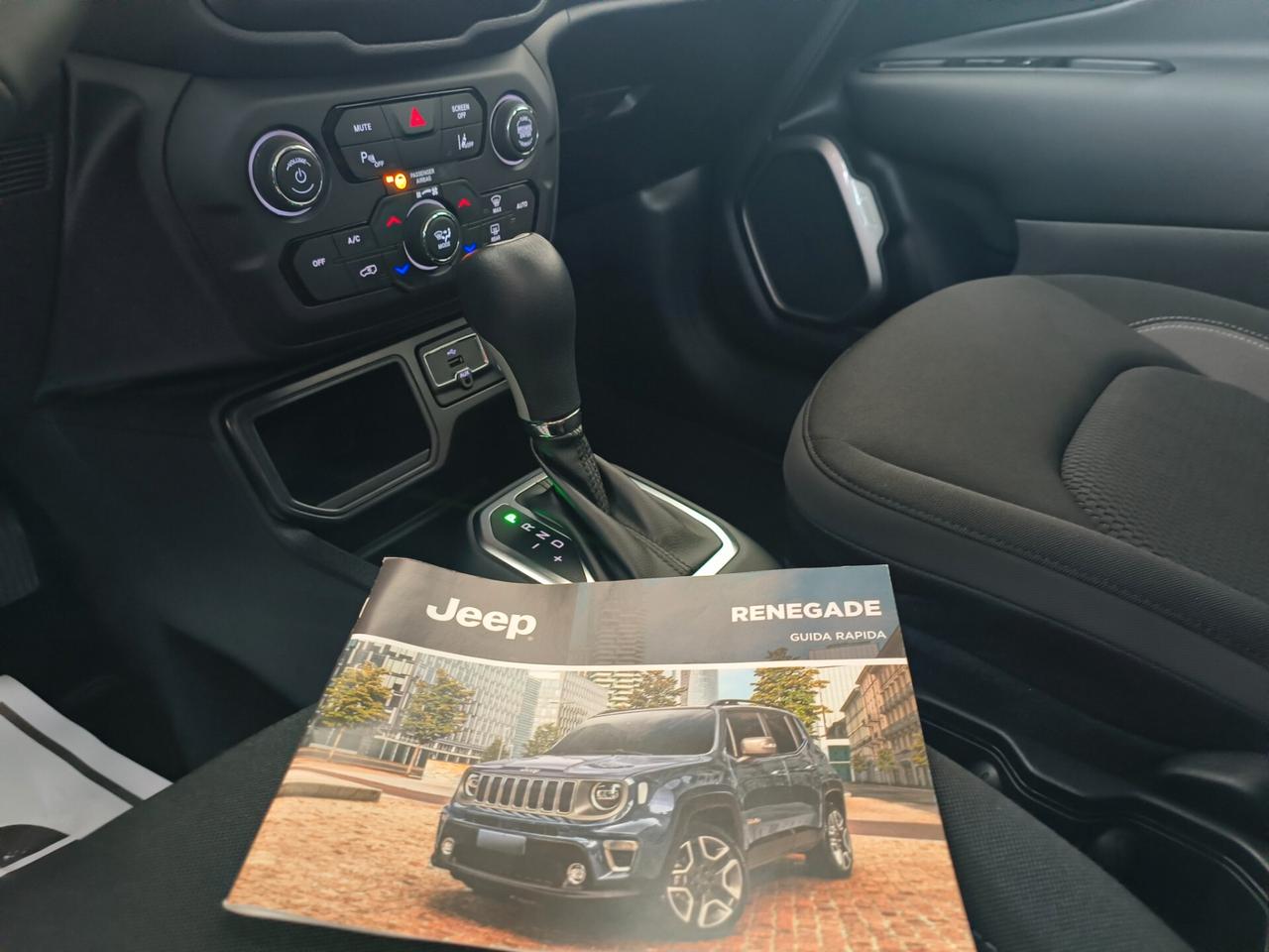 Jeep Renegade 1.5 Turbo T4 MHEV Limited